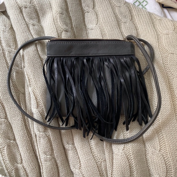 GG Boss Gray Fringe Leather Purse - Picture 1 of 3
